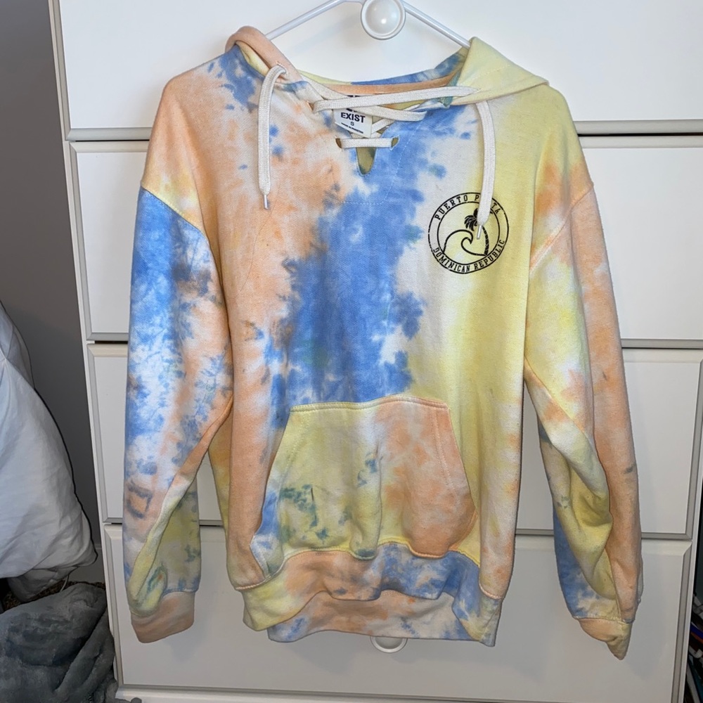 tie dye hoodie